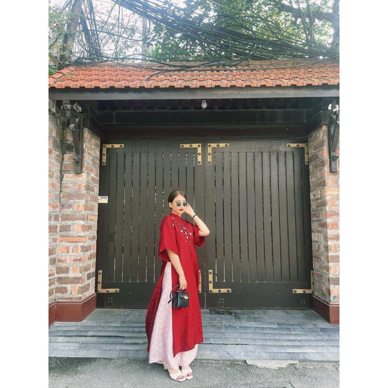 💐 Áo dài cách tân gấm xuông, hoạ tiết thêu nổi cao cấp🌷
