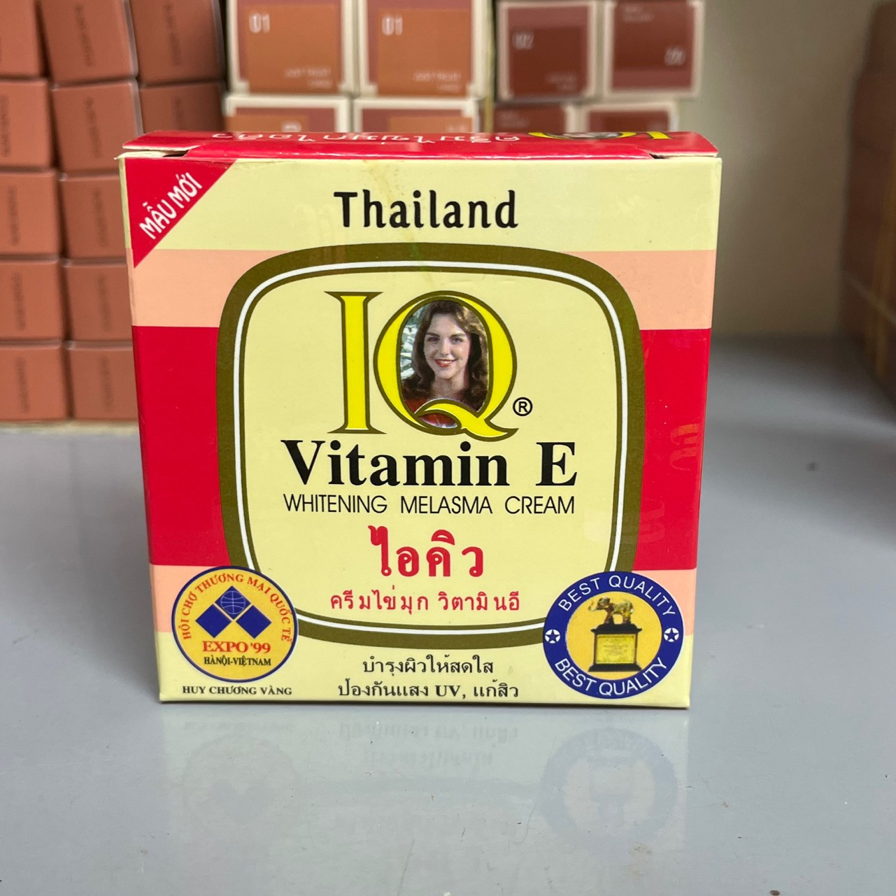 8GR Kem Dưỡng Trắng Da Sạch Nám Thái Lan Vitamin E