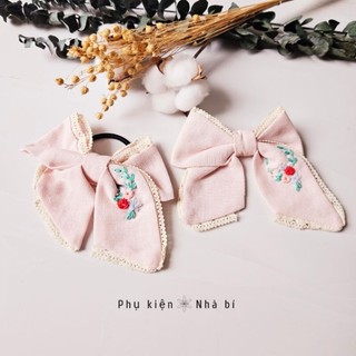 Cột tóc nơ vải linen thêu thủ công