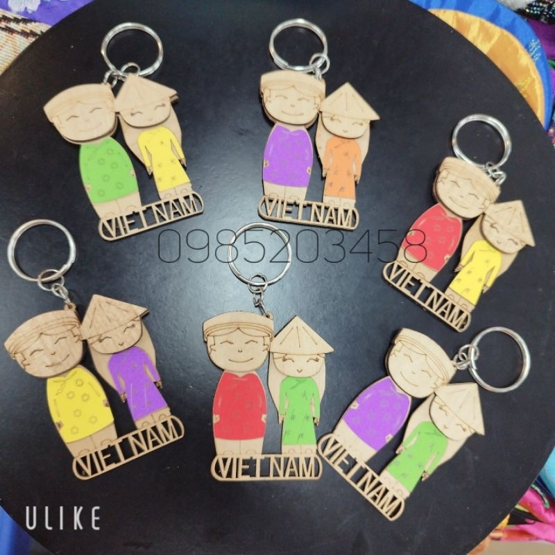 Móc khoá gỗ áo dài Việt Nam , quà tặng lưu niệm - key chains Viêt Nam