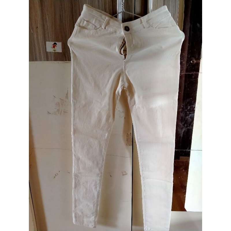 Quần jean trắng 2hand