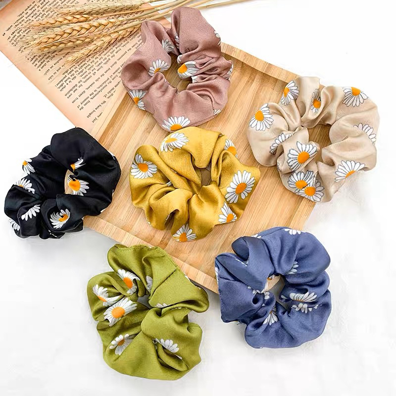 Dây buộc tóc Scrunchies hoa cúc Butterfly