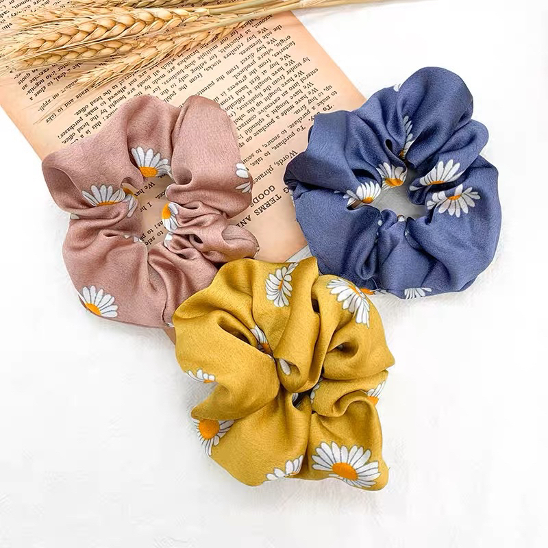 Dây buộc tóc Scrunchies hoa cúc Butterfly