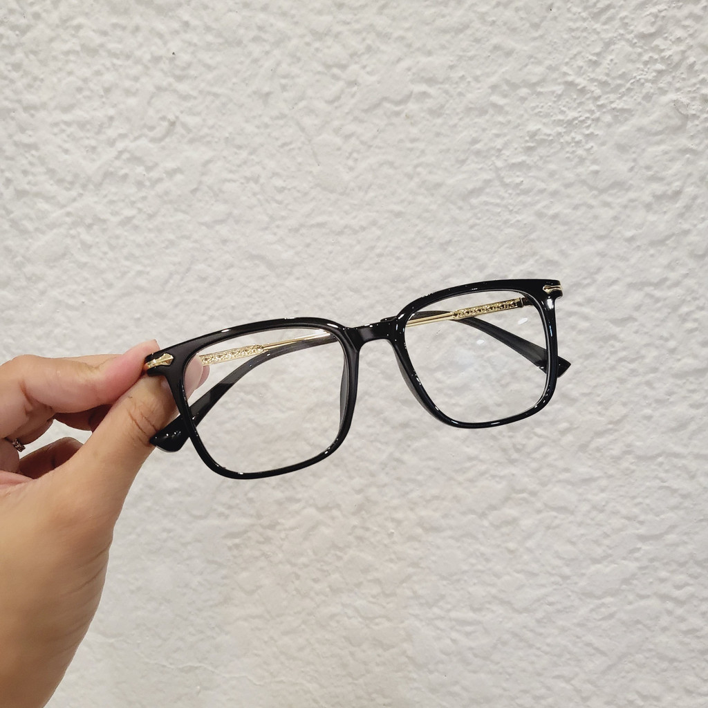 Gọng kính cận nam nữ Chromehearts mắt vuông họa tiết cực nét fullbox bảo hành 3 tháng