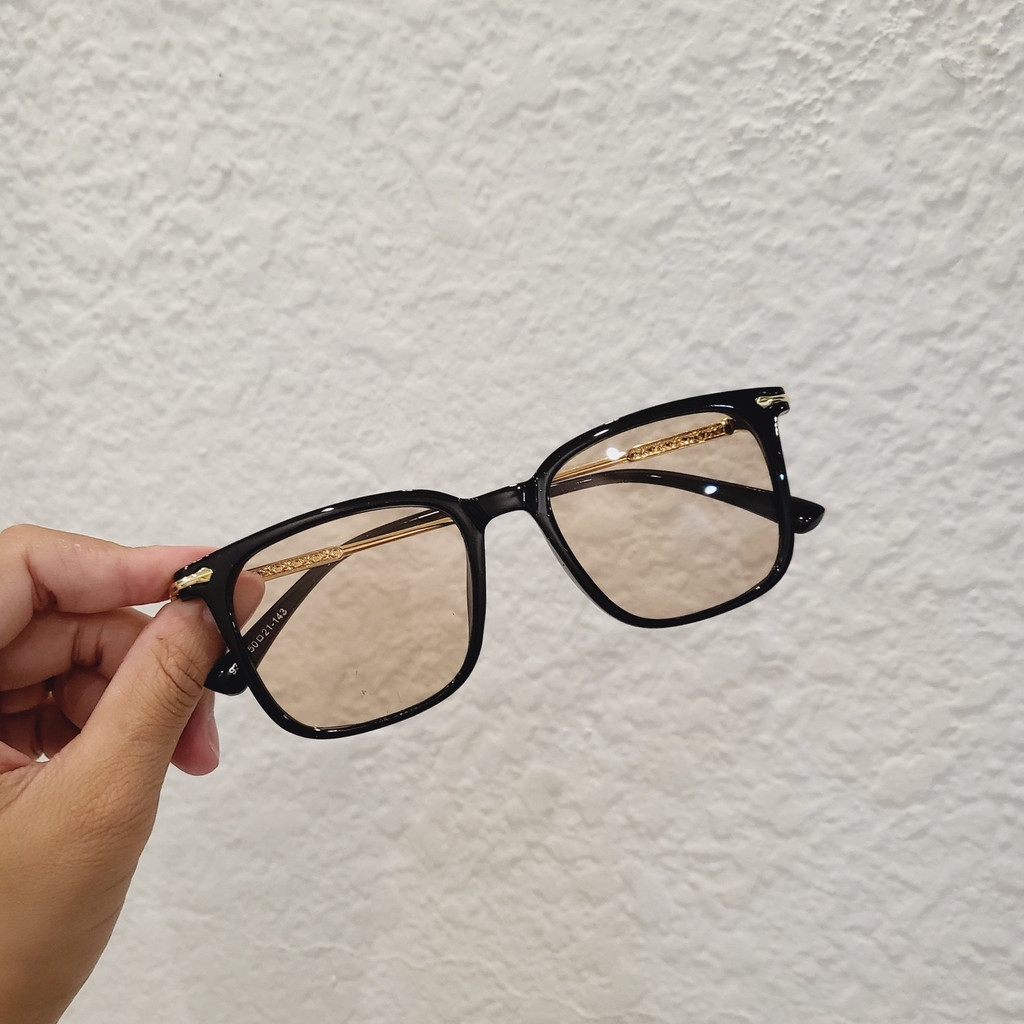 Gọng kính cận nam nữ Chrome Hearts.Kính mắt thời trang Japan cao cấp tặng kèm hộp và khăn lau bảo hành 3 tháng