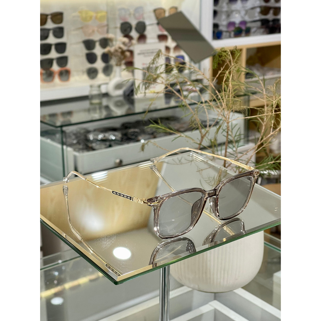 Gọng kính cận nam nữ Chrome Hearts.Kính mắt thời trang Japan cao cấp tặng kèm hộp và khăn lau bảo hành 3 tháng