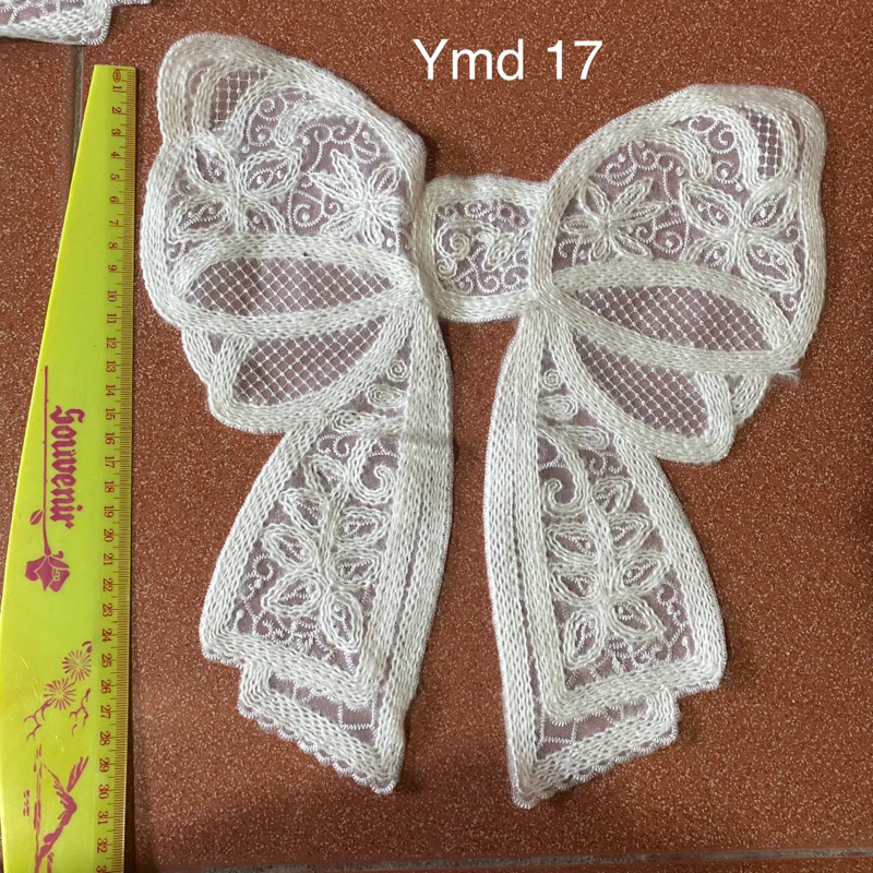 Nơ ren trang trí bản to 30cm