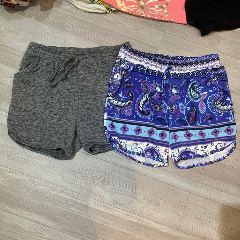 Quần short nữ, hàng dư thay tem