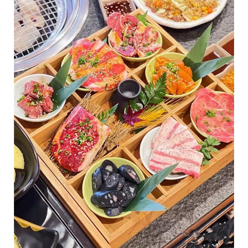 Khay gỗ bento nhiều ngăn đựng thực phẩm, Khay gỗ nhiều ngăn trang trí món ăn