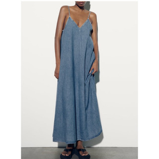 PUR. Studio - Đầm xoè denim cổ V