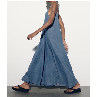 PUR. Studio - Đầm xoè denim cổ V