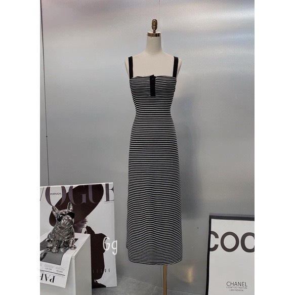 Đầm hai dây bản vuông ôm body dáng dài cài nút họa tiết sọc ngang chất thun gân mềm mịn