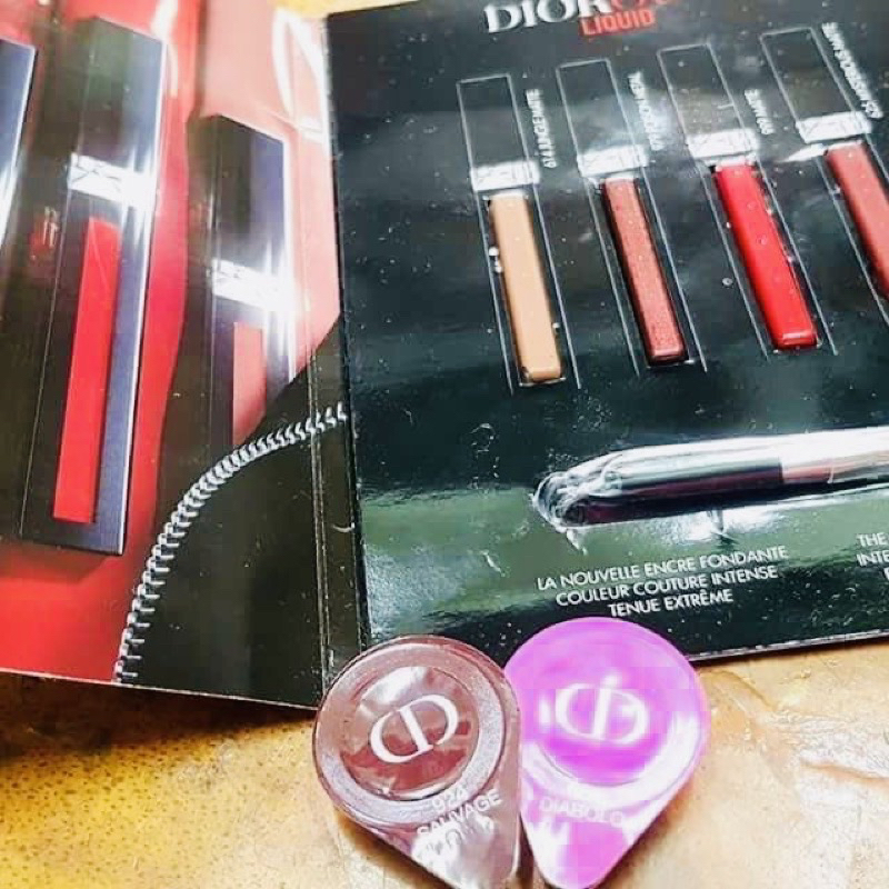 60 son môi mẫu thử các Hãng