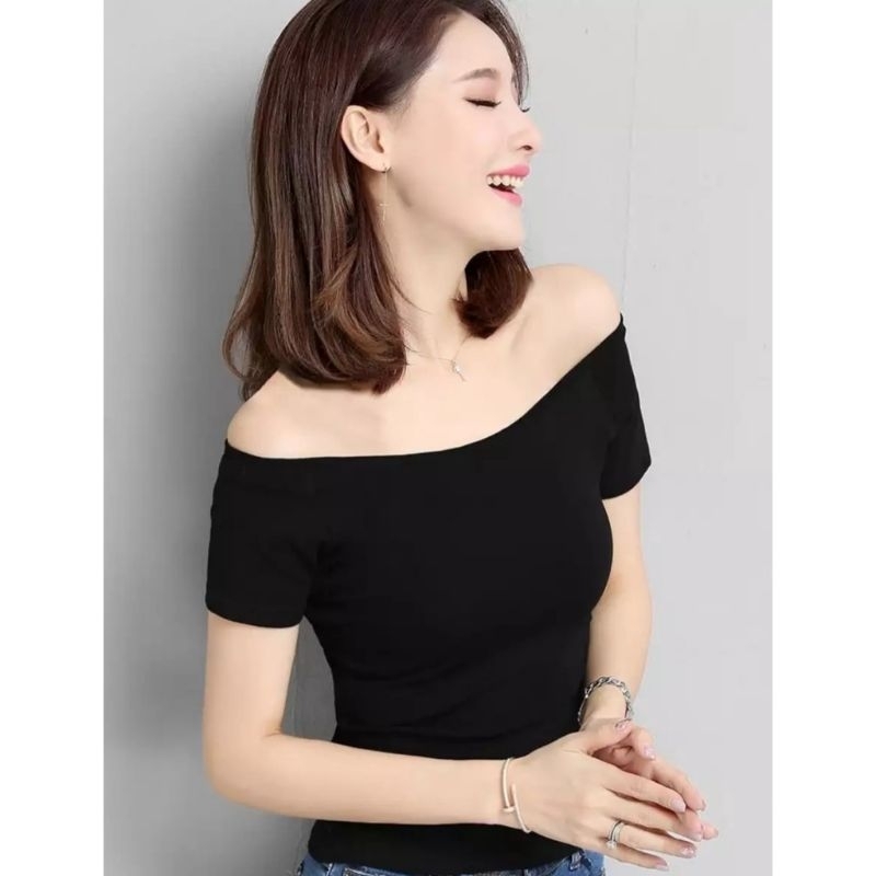 Áo thun cộc tay nữ cổ thuyền hoặc mặc trễ vai form ôm
