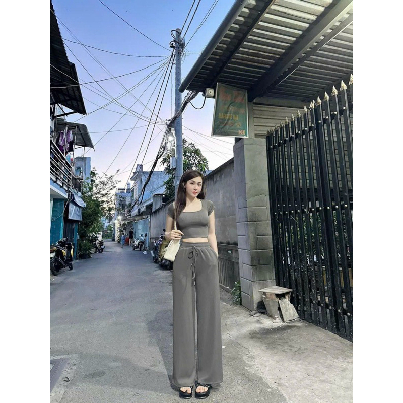 Sét bộ thời trang nữ mặc đi chơi chất thun gân áo ngắn crotop ôm mix quần suông cột dây