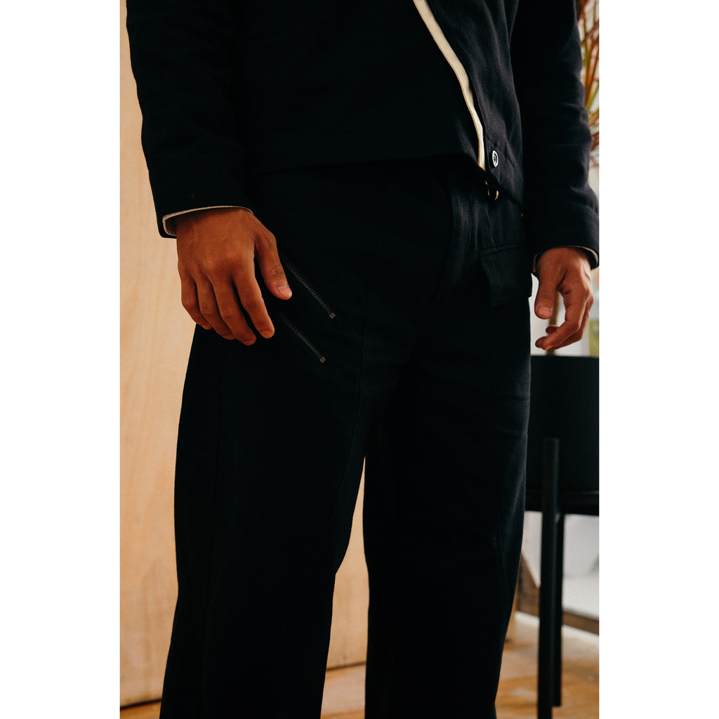 Quần Kaki Straight Fit - Introver Boy Club - Màu Đen