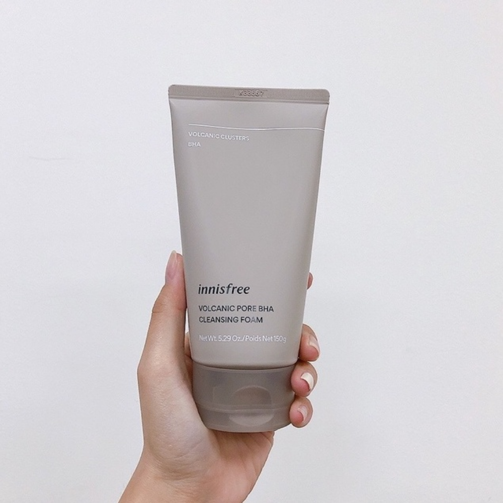 Sữa rửa mặt Innisfree trà xanh và tro núi lửa 150ml Hàn Quốc giúp làm sạch, kiểm soát nhờn hiệu quả