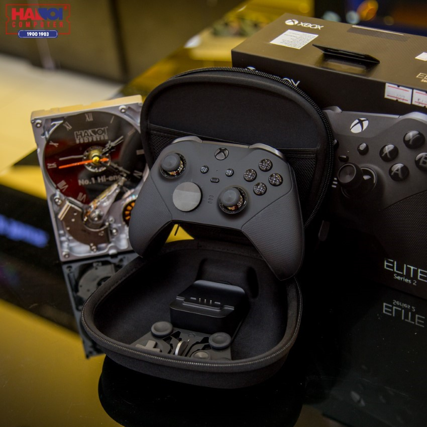 TAY CẦM CHƠI GAME KHÔNG DÂY MICROSOFT XBOX ONE ELITE - SERIES 2 BLACK