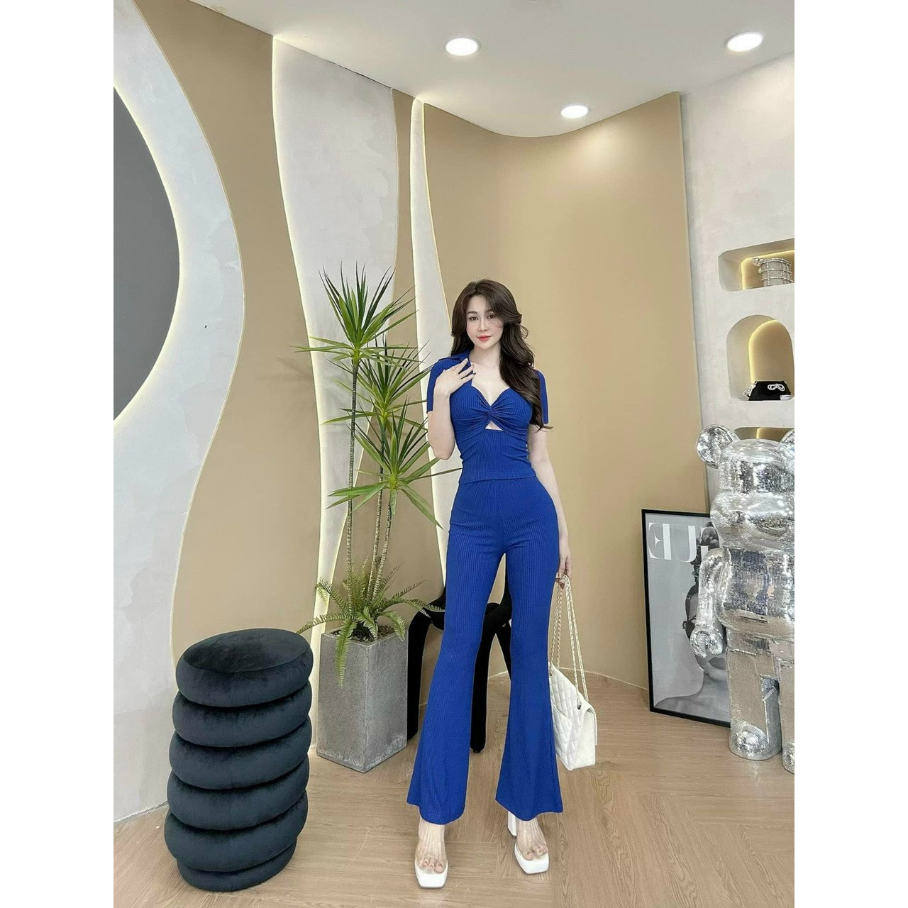 Set bộ đồ nữ body áo croptop xoắn ngực phối cổ sang chảnh mix quần loe với tone màu nổi bật tôn da, tôn dáng siêu xinh