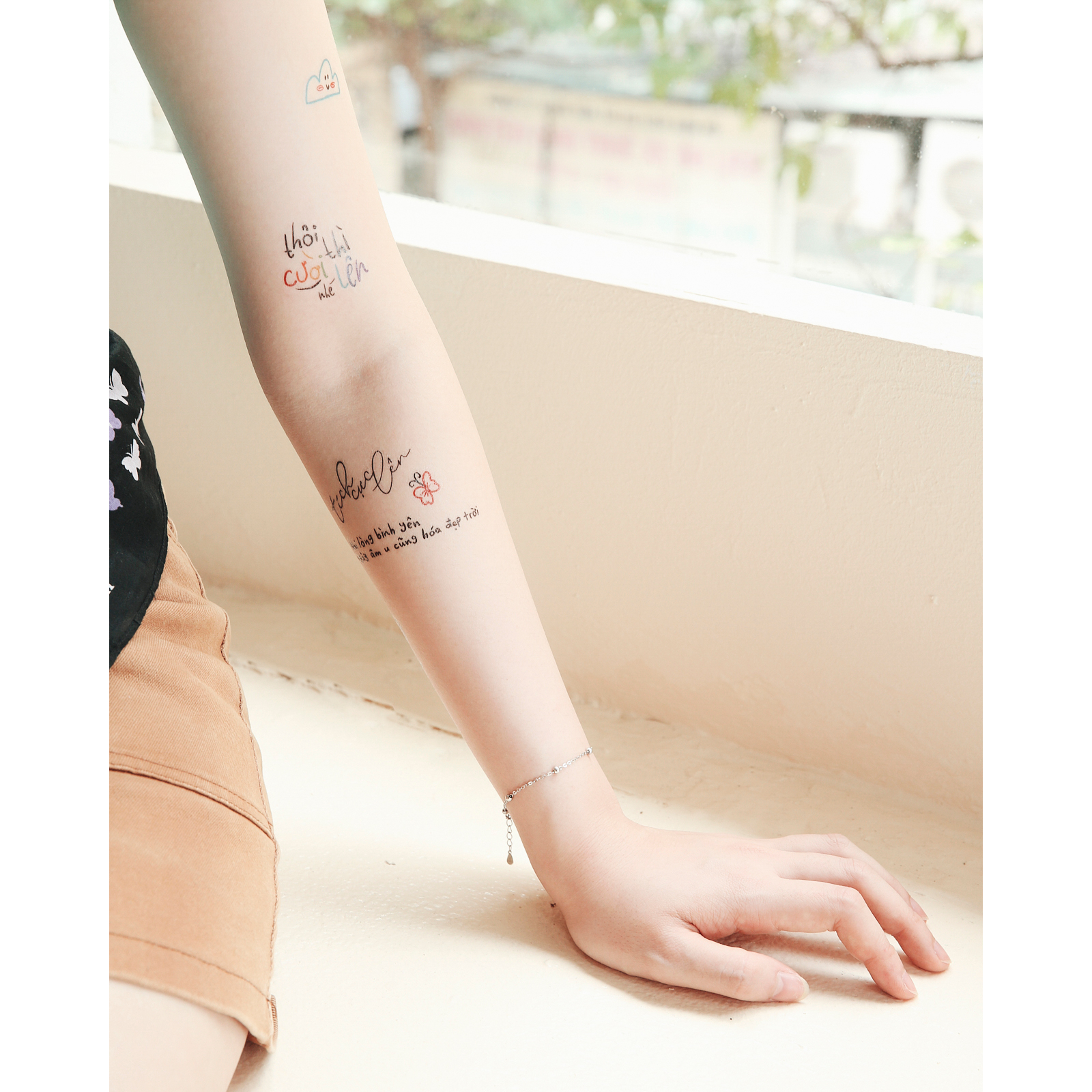 Set hình xăm dán tạm thời Love