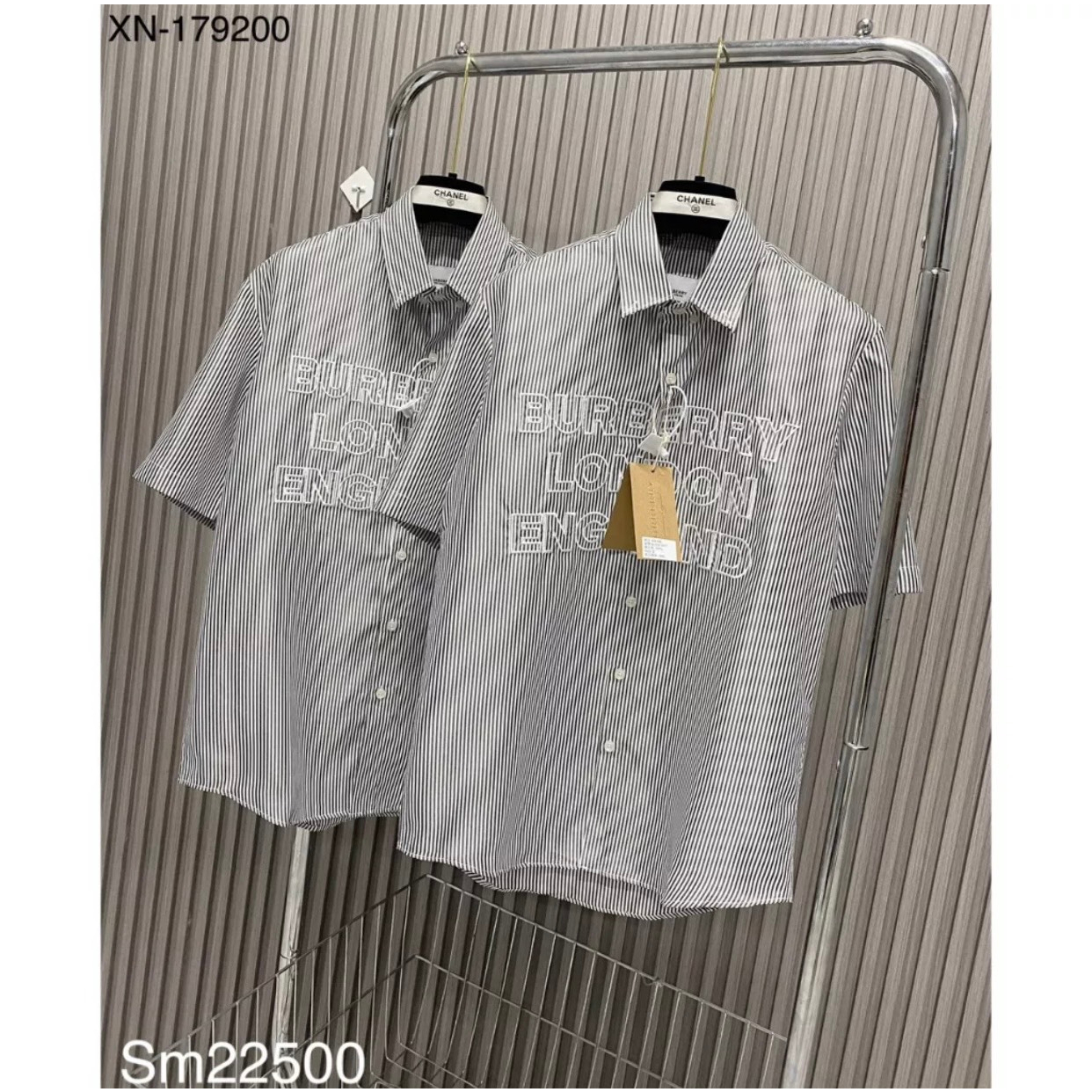 Áo Sơ Mi BURBERRY LONDON ENGLAND Ngắn Tay Kẻ Xám Thêu Chữ Cao Cấp | BigBuy360 - bigbuy360.vn