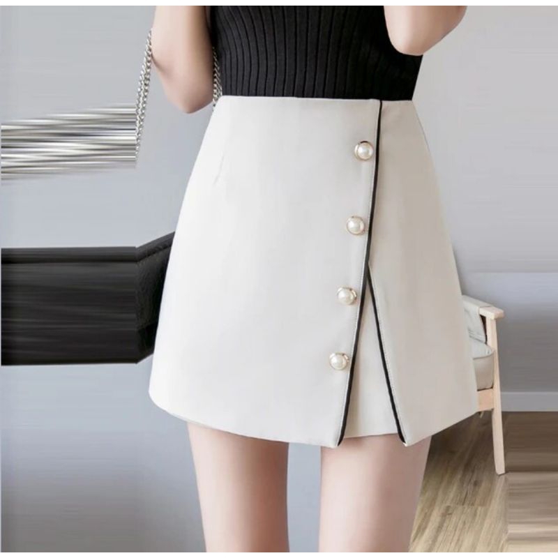 Chân váy chữa A xẻ , vạt đắp siêu đẹp. Vải tuyết mưa Hàn quốc, cạp kéo khoá, có lót quần.