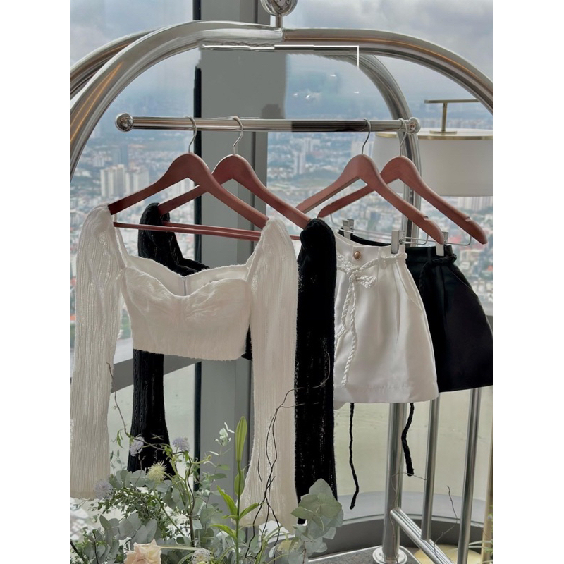 Set áo croptop tay loe + short 2 màu