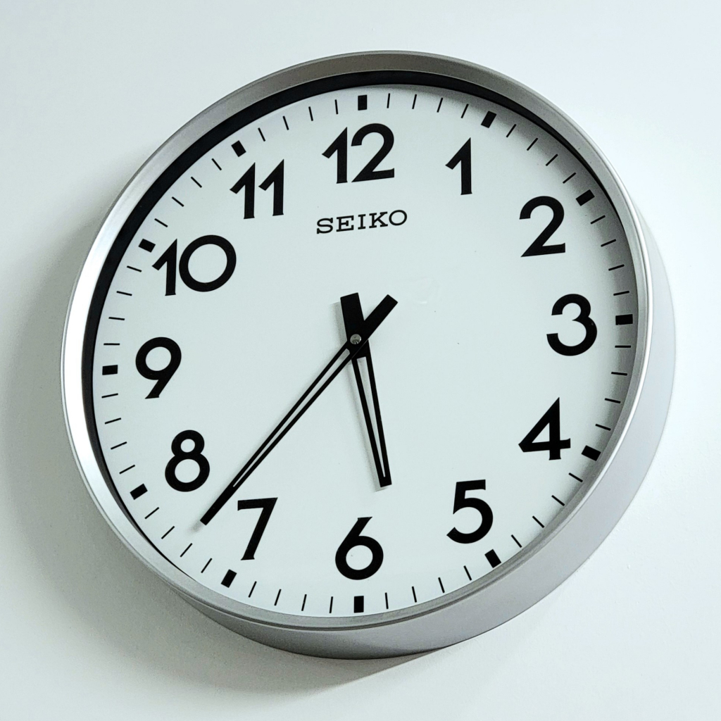 Đồng hồ Treo tường Seiko QXA560S - Chính hãng Nhật Bản - Mẫu To Sang Trọng