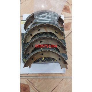 Bố thắng tay xe mercedes sprinter 16 chỗ