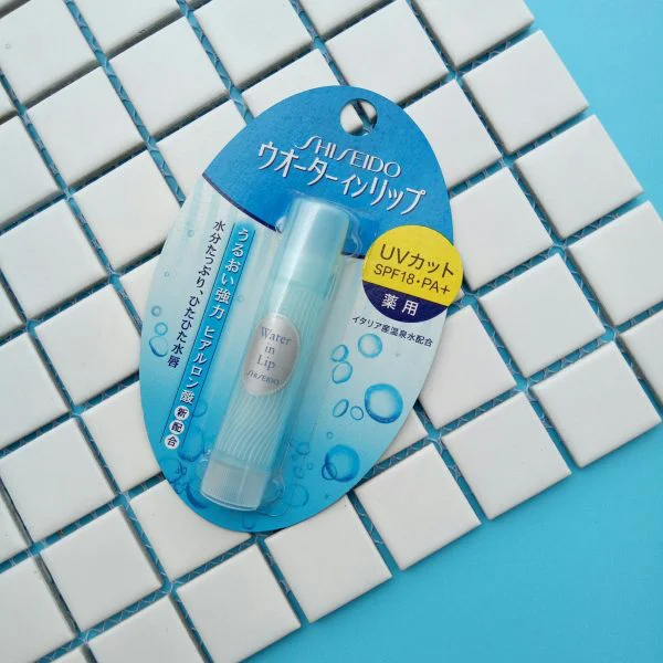 Son Dưỡng Water In Lip Giúp Môi Mềm Mịn Căng Bóng Giảm Thâm 3.5g Nhật Bản