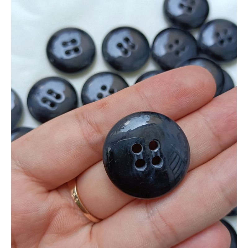 GÓI 10 NÚT ÁO MÀU XÁM ĐEN  SIZE 2.5cm