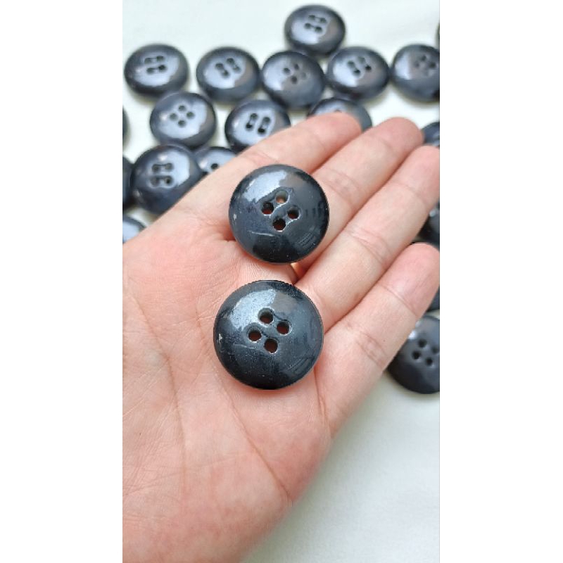 GÓI 10 NÚT ÁO MÀU XÁM ĐEN  SIZE 2.5cm