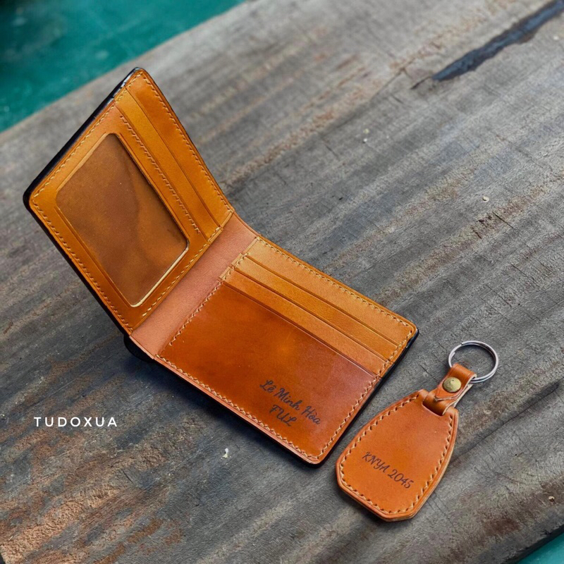 Ví da nam ngang khắc tên theo yêu cầu TUDOXUA chất liệu da veg Ý, tặng kèm móc khóa da
