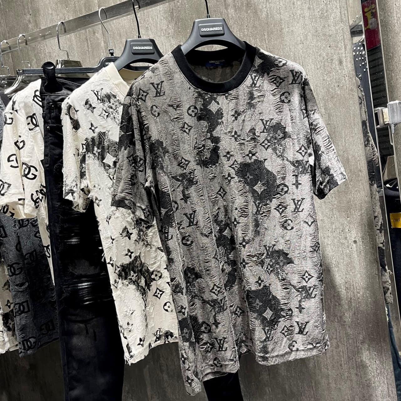 Áo Phông  Nam Nữ LV Rách In Họa Tiết Chất Liệu Cotton Thấm Hút Mồ Hôi, Thời Trang Nam Nữ Siêu Cấp