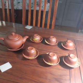 Bộ ấm chén pha trà tử sa hoa vàng Bát Tràng (kèm đĩa)