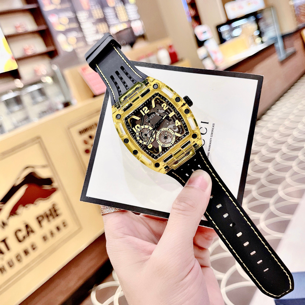 Đồng Hồ Nam Guess GW0499G2, Dây Cao Su Màu Đen Vỏ Vàng, Size 44mm