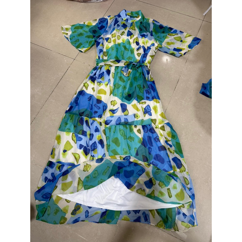 Đầm Maggy london dư vải xịn rất đẹp