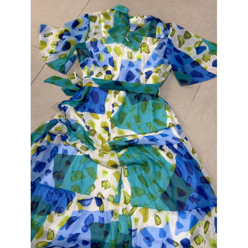 Đầm Maggy london dư vải xịn rất đẹp