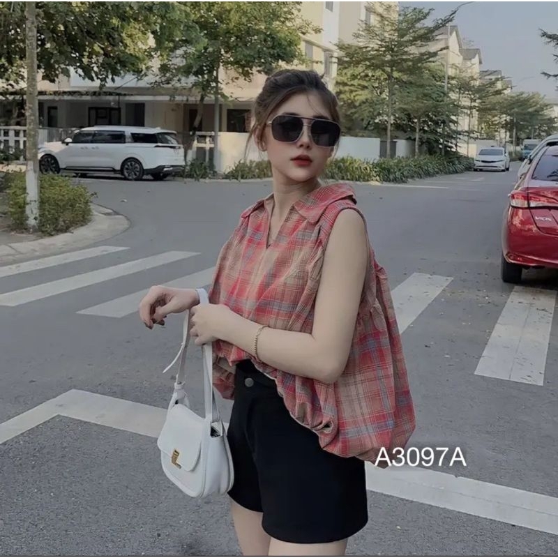 Áo Sơ Mi Sát Nách Kẻ Đỏ Vạt Tôm ,Áo Kiểu Ba Lỗ Sọc Caro Dúm Gấu Dáng Thụng Freesize -A3097