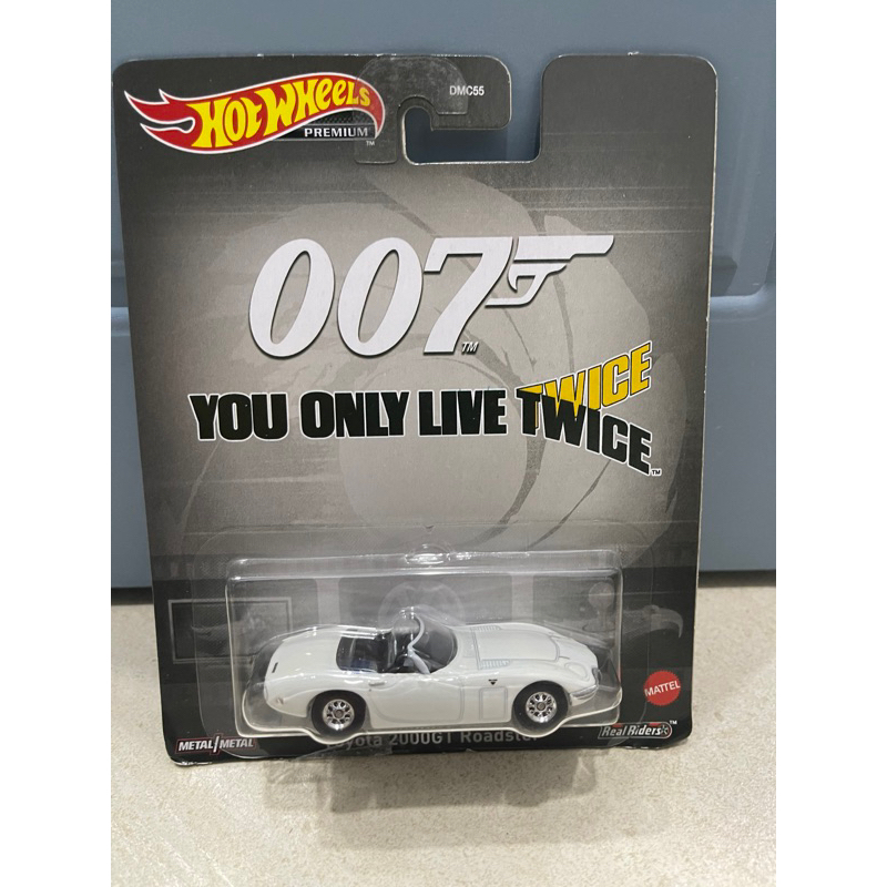 Xe mô hình đồ chơi bánh cao su Hotwheels 1:64 Premium - 007 - Toyota 2000GT Roadster