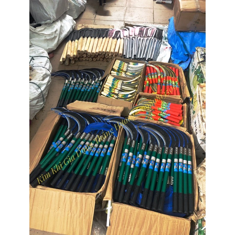 Liềm phát cỏ dài 50cm phát cành , lưới hái cán nhôm hình cô gái