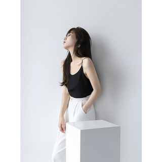 Áo dây lụa mềm camisole mặc cùng blazer vest Harriet