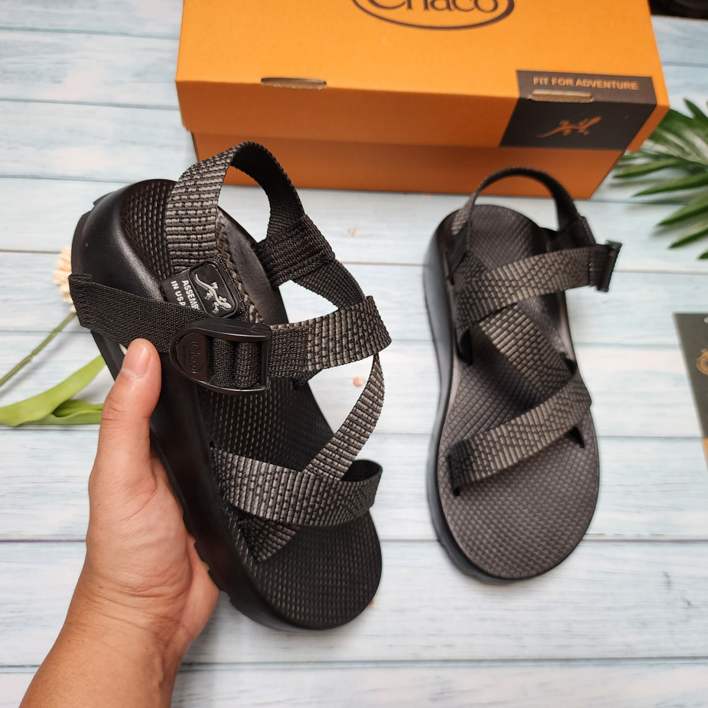 Dép sandal Nữ, Dép Chaco Nam Xuất xịn Mã Đen Xám TG06 - Bảo Hành 6 Tháng