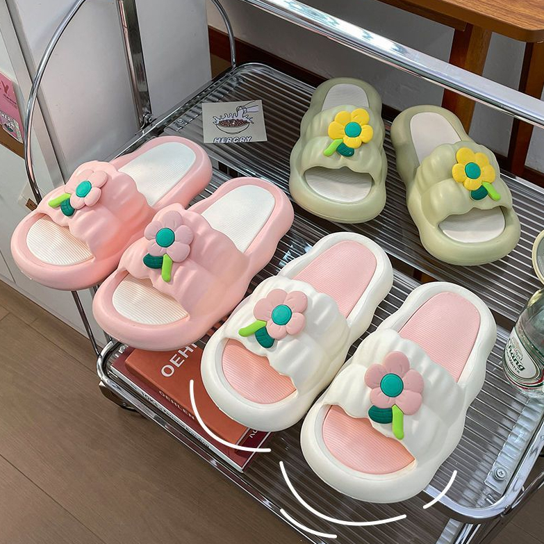 Đôi dép nữ mẫu mới mùa hè 2023 dép bánh mì