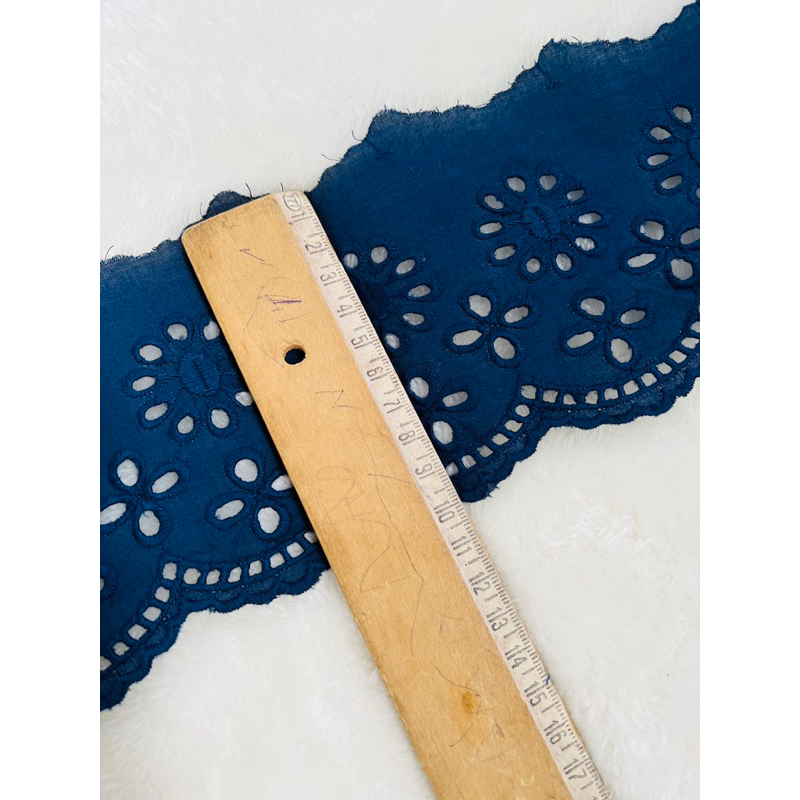 13m ren thô thêu màu xanh navy bản 10cm