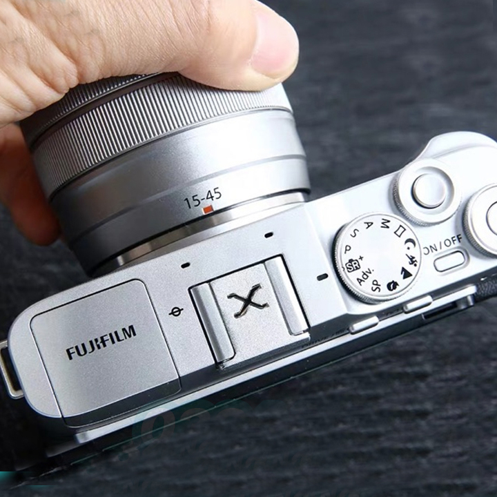 Nút bấm dạng ren dành cho máy ảnh vặn có khắc chữ FUJIFILM