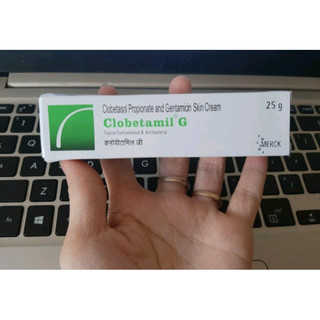 Kem thoa mờ nám, tàn nhang, mụn Clobetamil 25gr