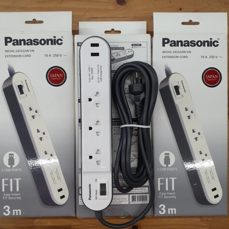 Ổ cắm có dây Panasonic WCHG24332W/ WCHG243322W - hàng chính hãng