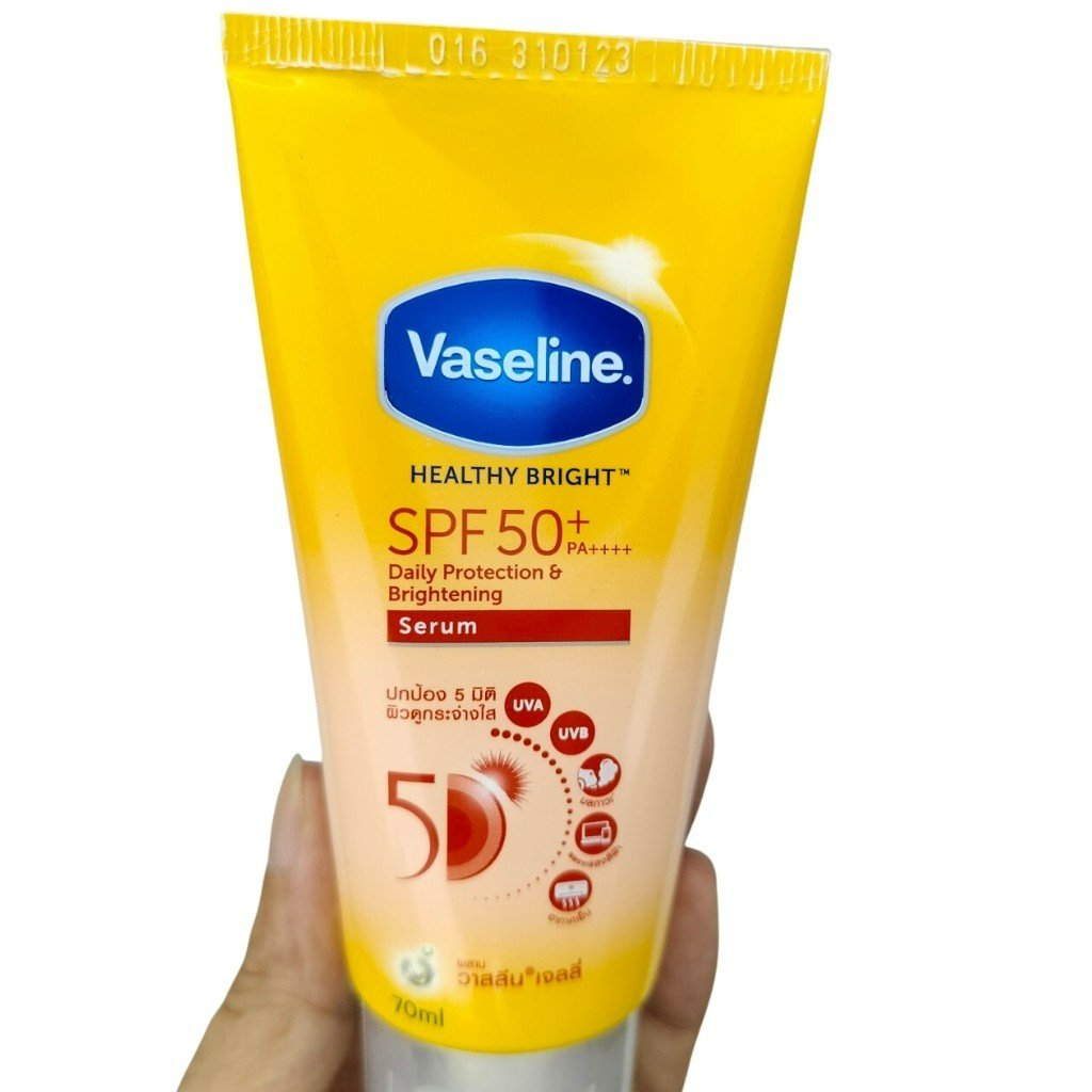 Serum chống nắng cơ thể Vaseline 50x bảo vệ da với SPF 50+ PA++++ giúp da sáng hơn gấp 2X- Hàng tặng 70g