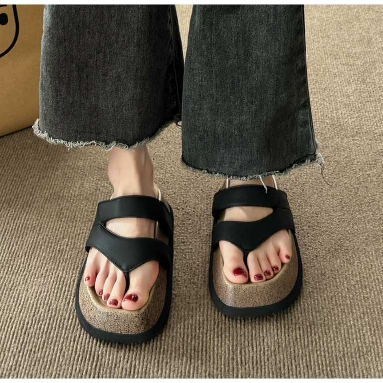 Dép xỏ ngón mẫu mới mùa hè 2023